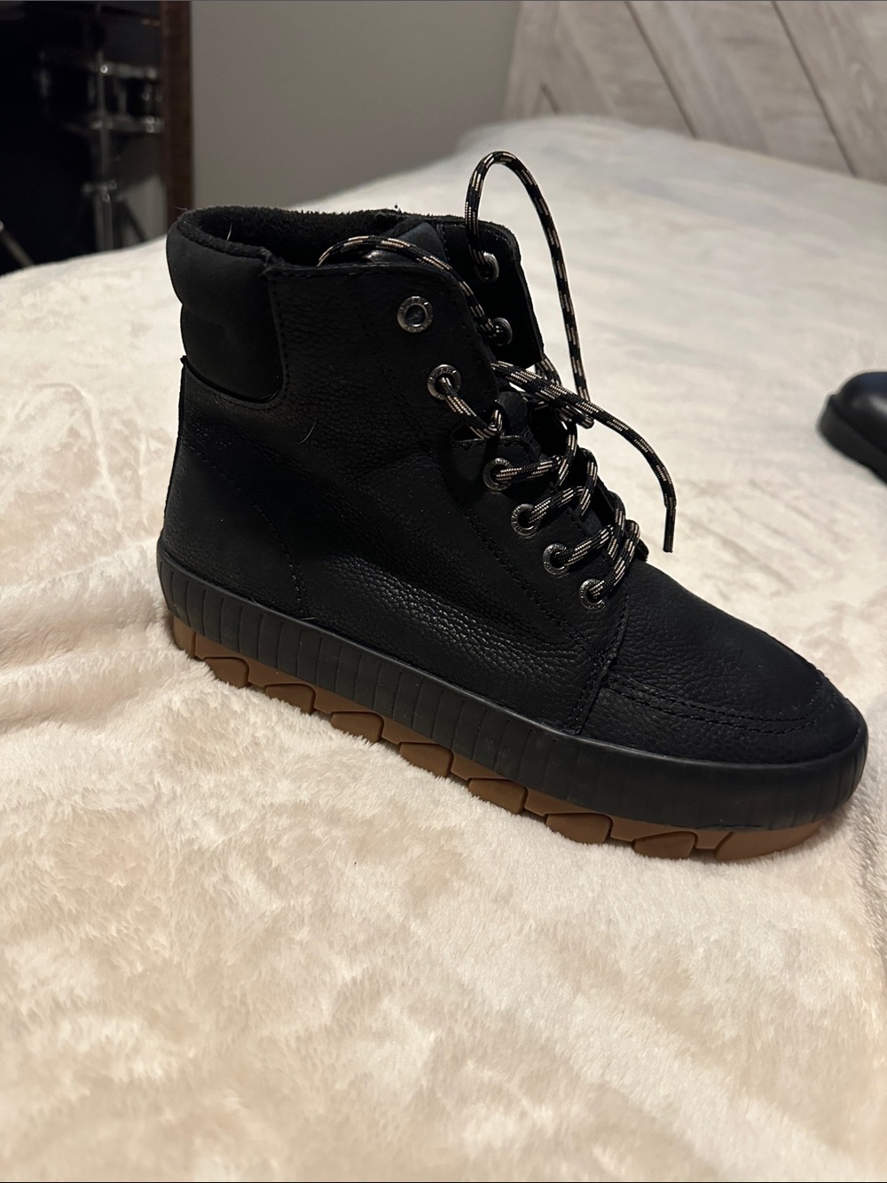 Black lace-up Sperry Waterproof Boots Size 7